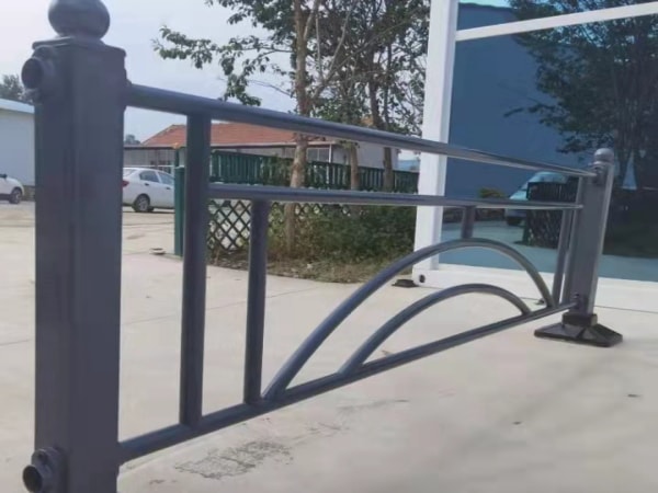 道路护栏